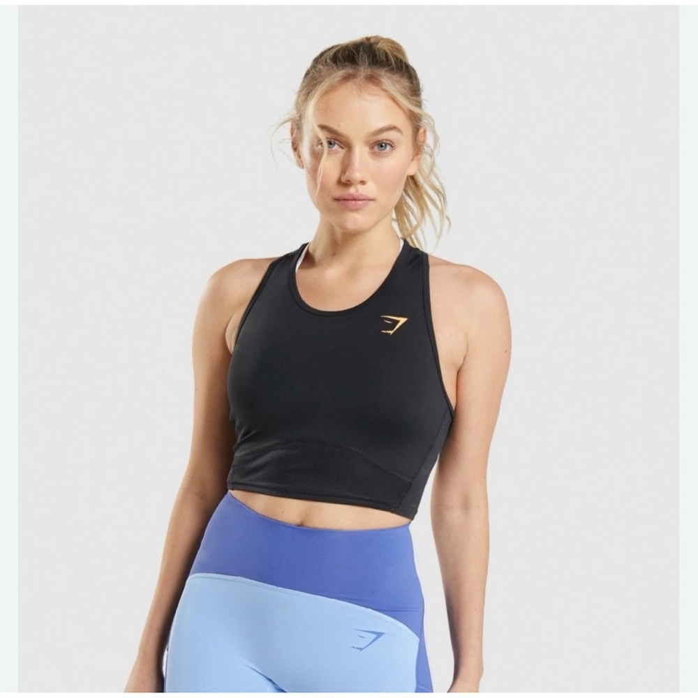 Gymshark pulse crop top